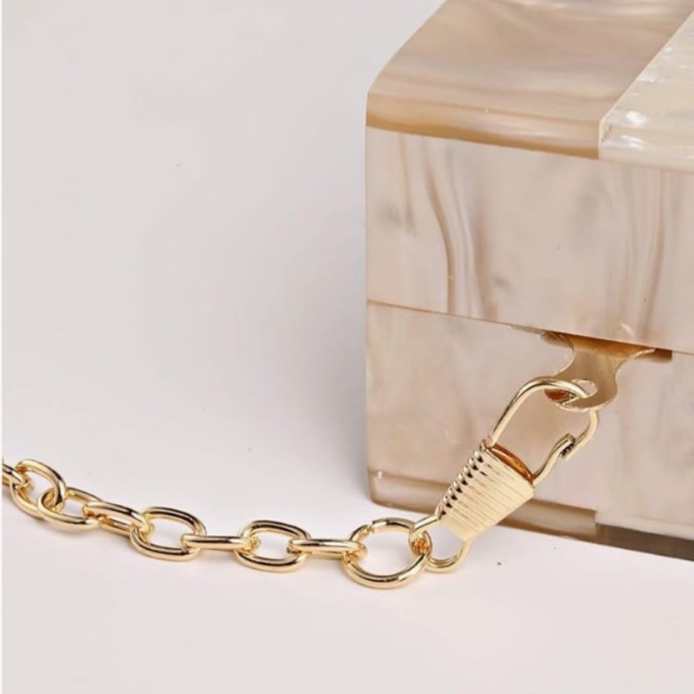 Menurra Acrylic Box Clutch Champagne Cream w/ Glossy Marble Handbag w/Gold Chain - Picture 5 of 12